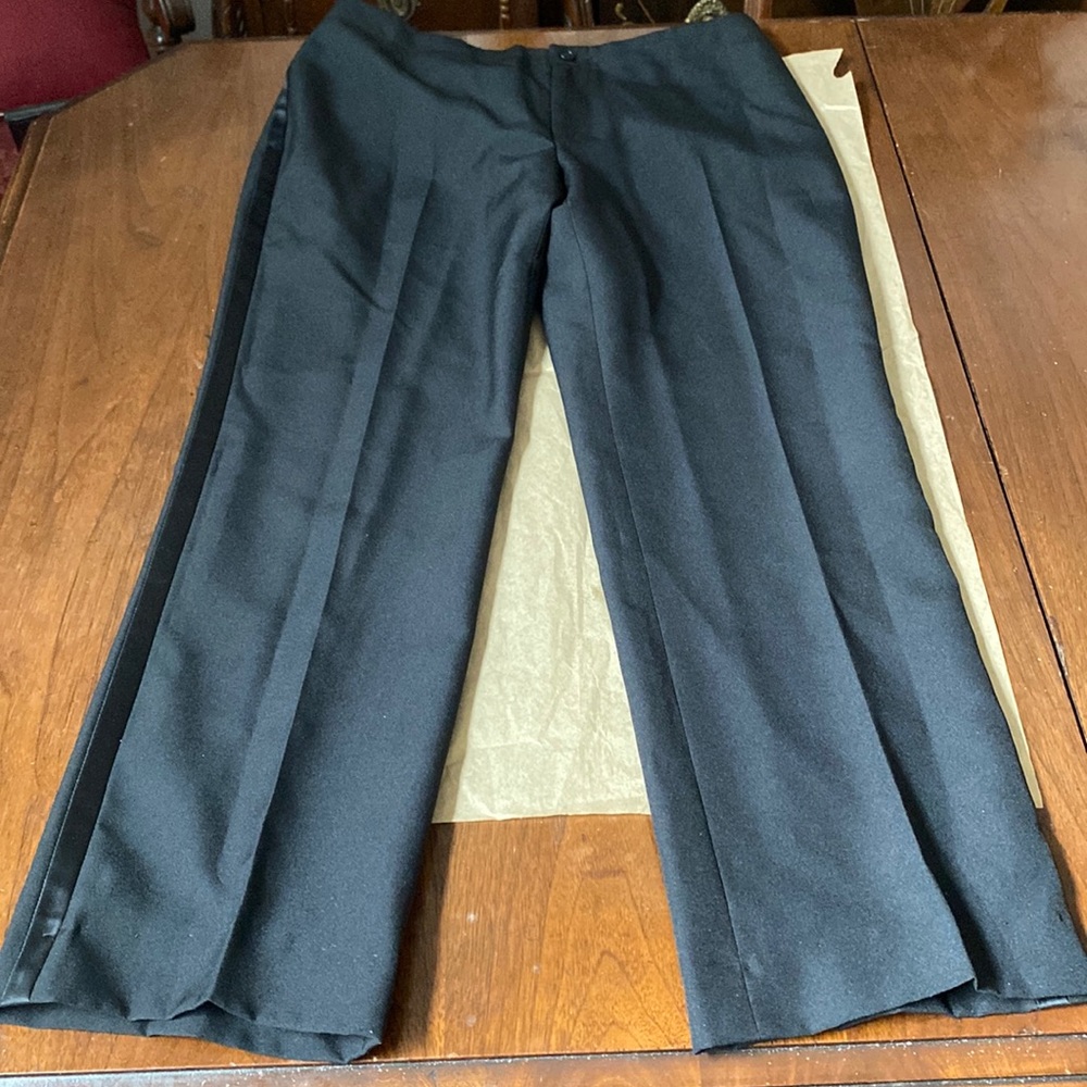Server/Tuxedo Pants